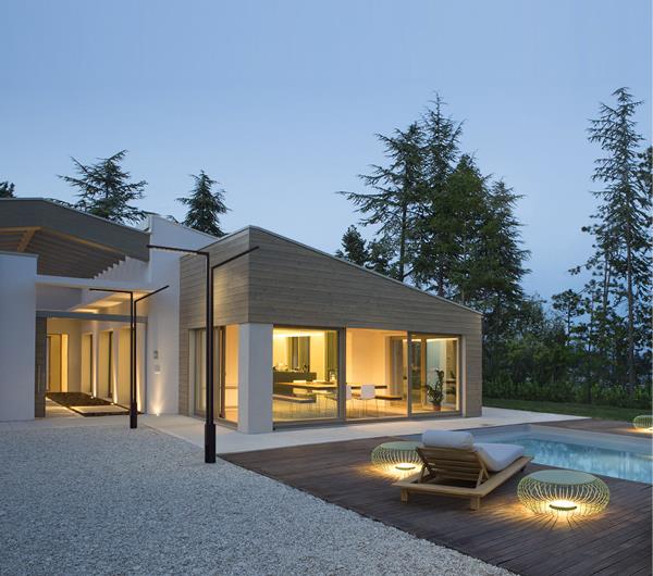 Focus sur la terrasse : une lumière agréable pour une ambiance chaleureuse